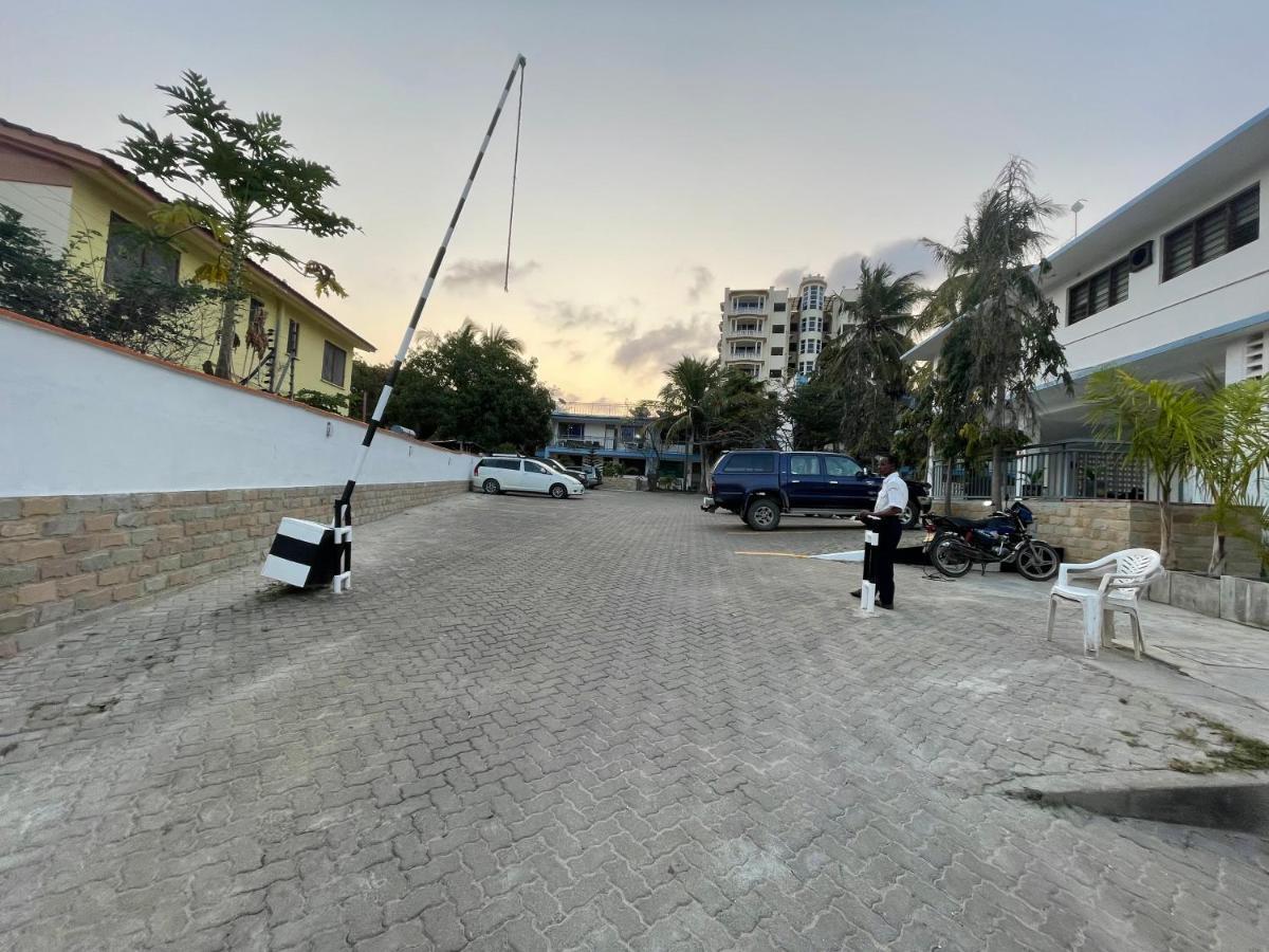Nyali Beach Paradise Resort Apartments מראה חיצוני תמונה