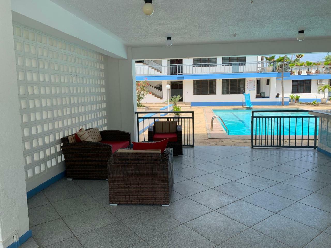 Nyali Beach Paradise Resort Apartments מראה חיצוני תמונה